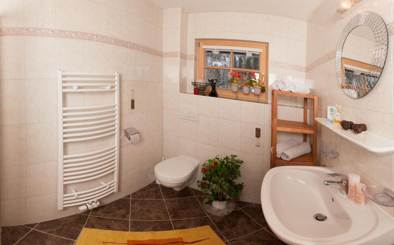 Landhaus Schiestl Mayrhofen Ruang foto
