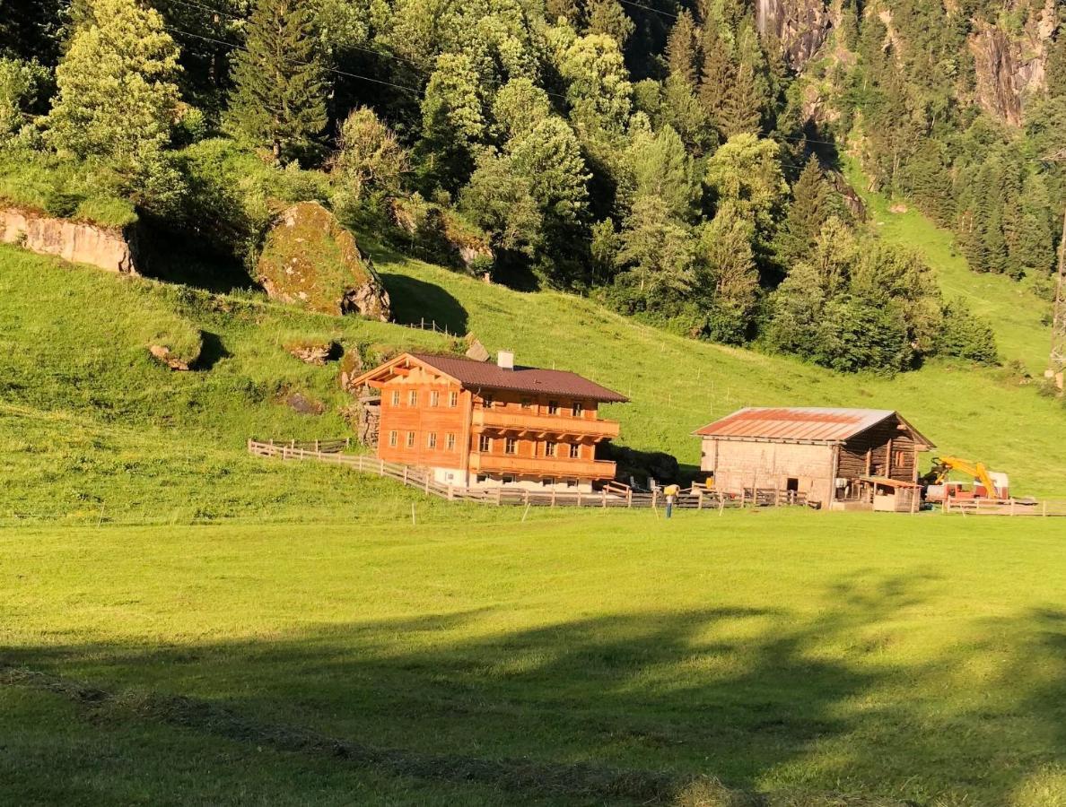 Landhaus Schiestl Mayrhofen Bagian luar foto