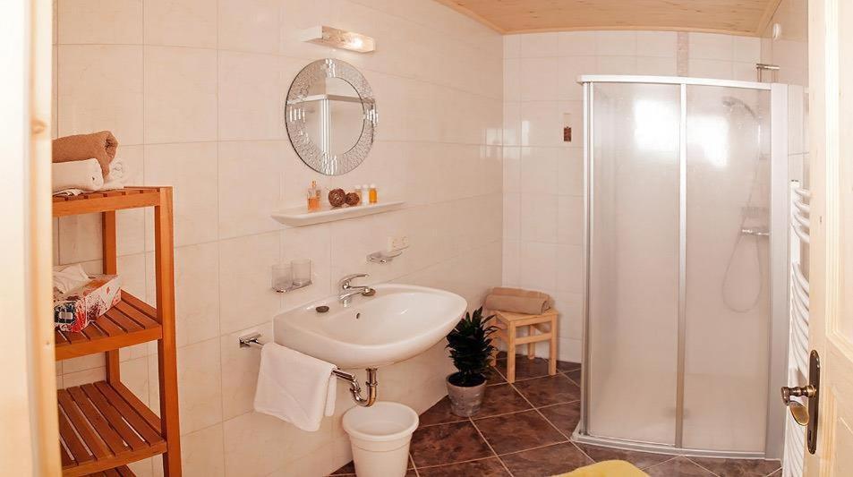 Landhaus Schiestl Mayrhofen Bagian luar foto