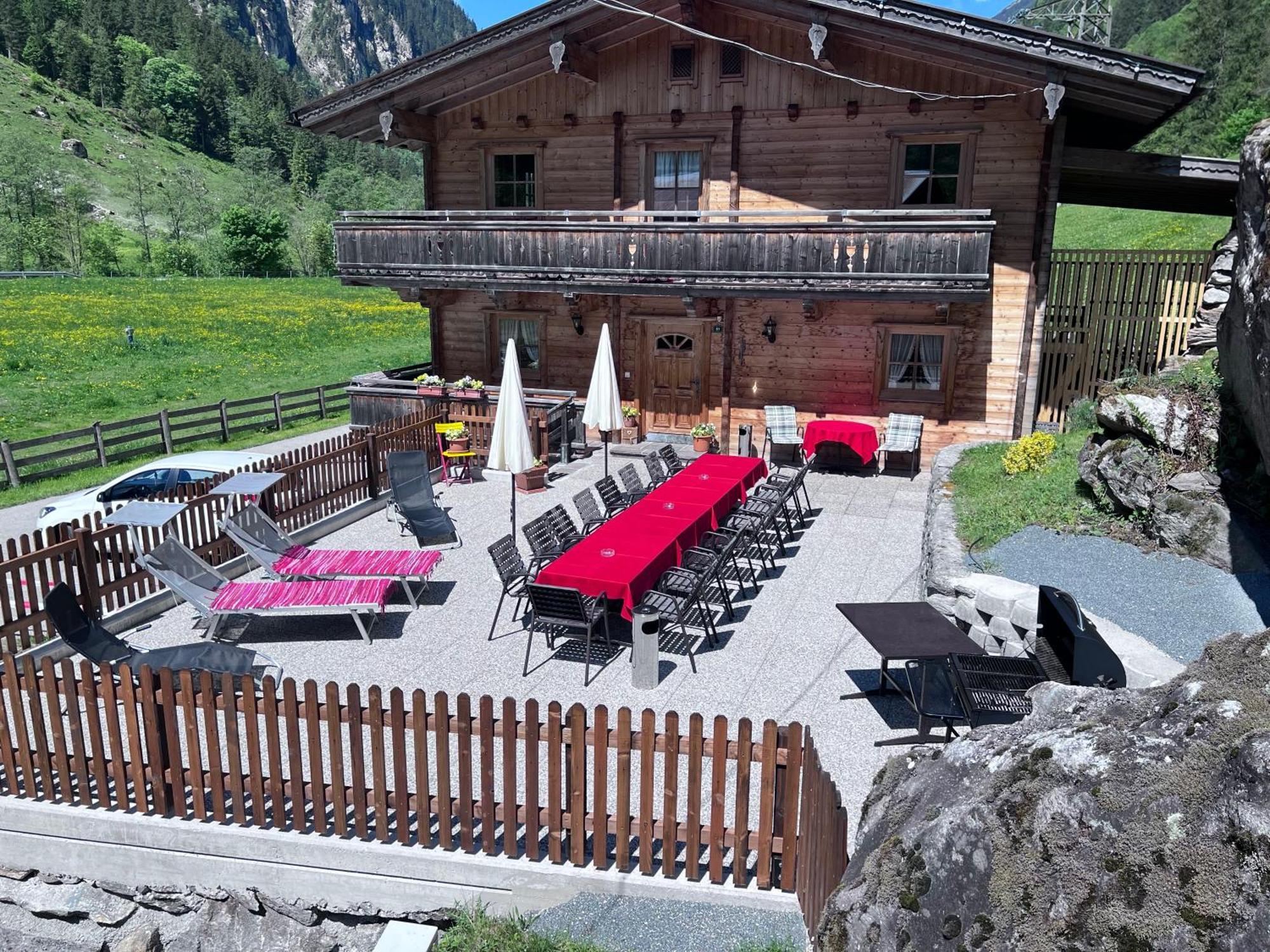 Landhaus Schiestl Mayrhofen Bagian luar foto